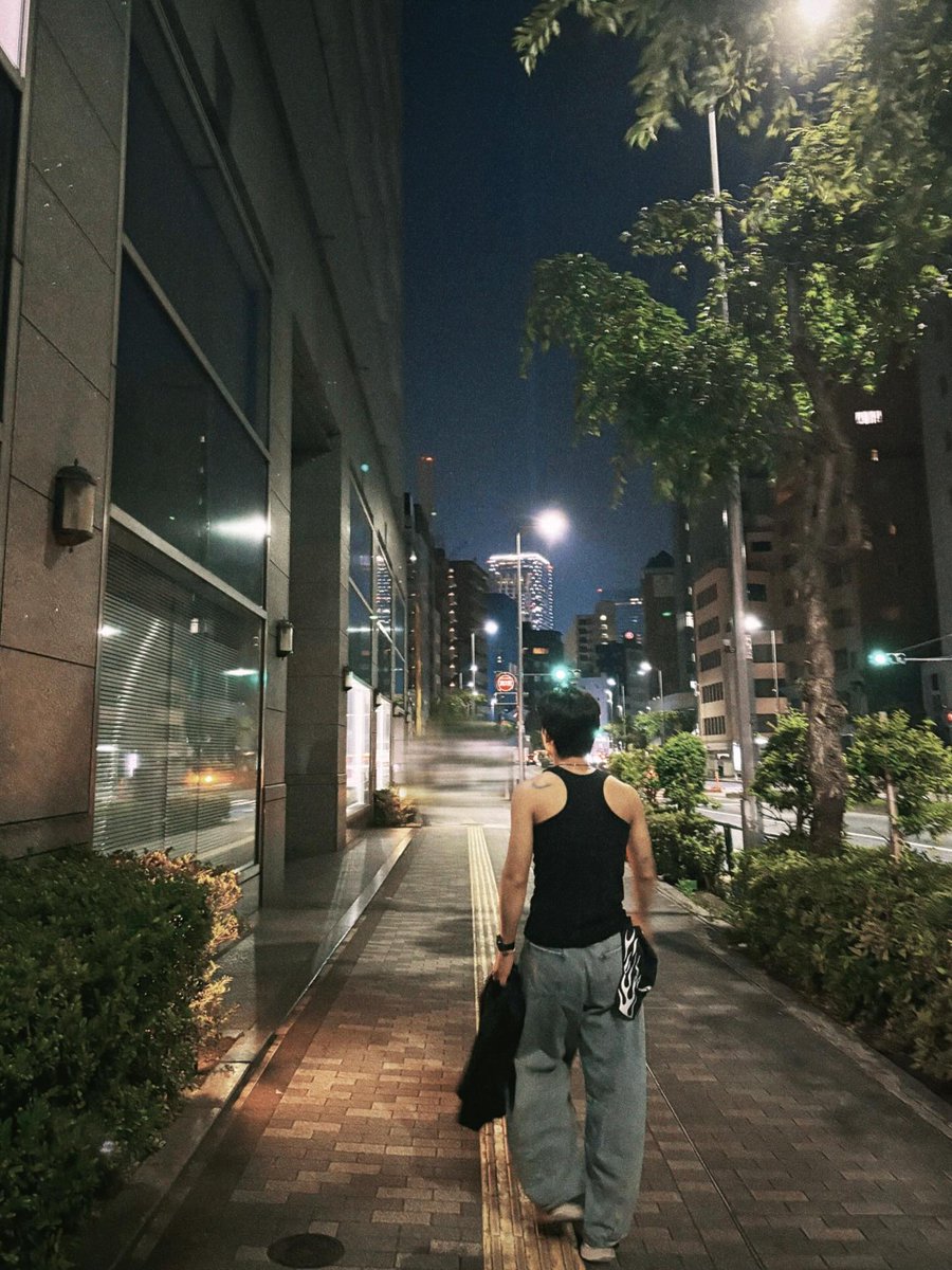 JonghyeongFr's tweet photo. ๑ INSTAGRAM ๑ 22.07.2025 ๑

Post Instagram de Jonghyeong 😉

«🍜»

#DKZ #DONGKIZ #Dong_ari #Jonghyeong
——
© jh_dkz
-Hyeongi https://t.co/sLok2hvDxb