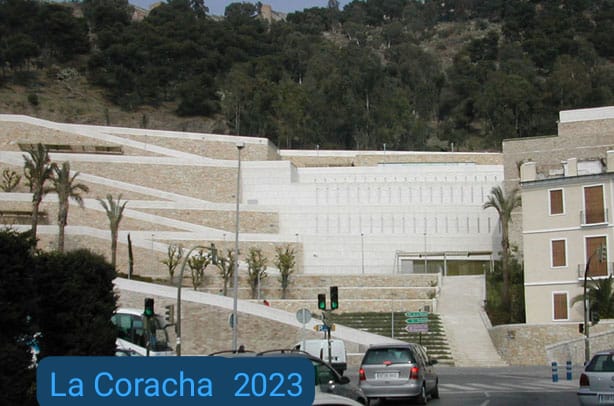 Me pregunto un amigo de Granada sobre el tema de la Coracha de Málaga, le digo...Imagínate que mañana el Alcalde de Granada decide demoler el Albaicin....