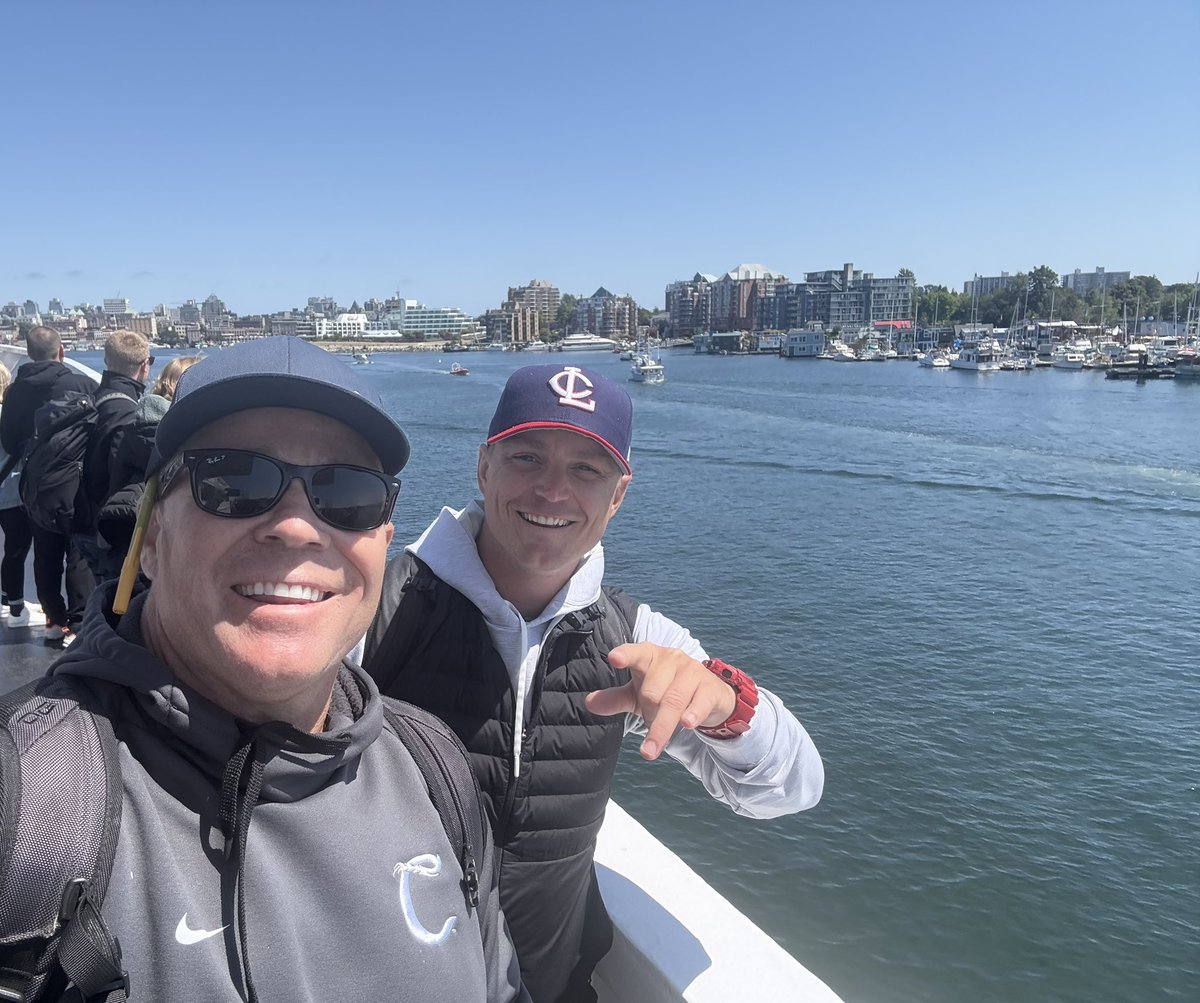 CorvKnights's tweet image. The Knights are in route to 🇨🇦. First stop is beautiful Victoria and then it's off to Nanaimo where Corvallis visits for the first time to battle the NightOwls in @WCLBaseball action. First pitch tonight is 6:35 pm at Serauxmen Stadium. @MEPOSU is calling the game on 1240 AM.