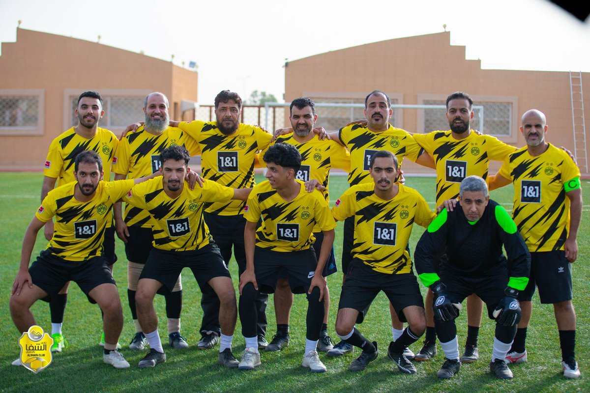 mrk7z's tweet photo. برعاية سعادة محافظ #بلجرشي ا.نايف محمد الهزاني 
وبحضور مدير شرطة بلجرشي العقيد خالد جمعان الغامدي
و مساعد رئيس البلدية م. أحمد الغامدي
ورئيس نادي الحجاز ا.عبدالله الدويحي
افتتحت بطولة الحمران لكرة القدم لصيف ٢٠٢٥م ونهائي بطولة السوبركأس أمور  بين فريقي شمعة الجزيرة ودميلز https://t.co/yaMqo9Aw7M