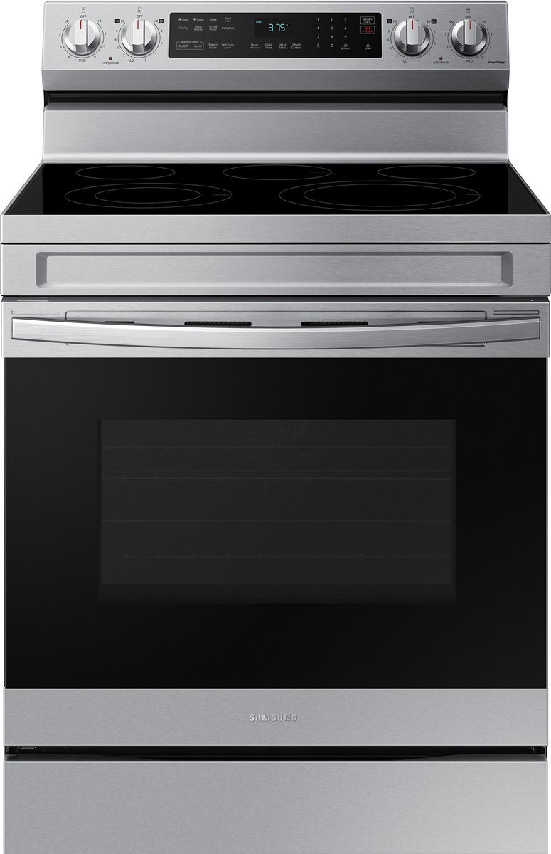 sugurray4UGA's tweet image. Bad news for those that don&apos;t like food post on X. Just purchased a brand new STOVE/OVEN today. Its an OVEN, DEHYDRATOR, CONVECTION, ...(drum roll).... AIR FRYER😂. I get to make my own gigantic loaves of bread for my next 60 BLTz. Actually texts you if you leave the burners on😮