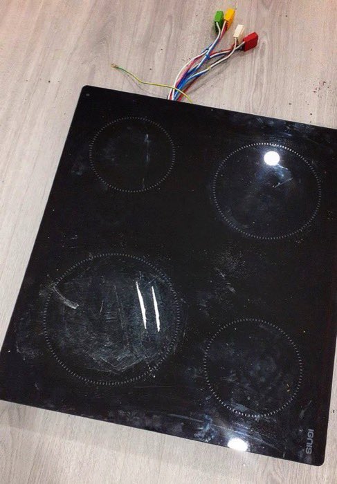 herr knax (satire) tweet media