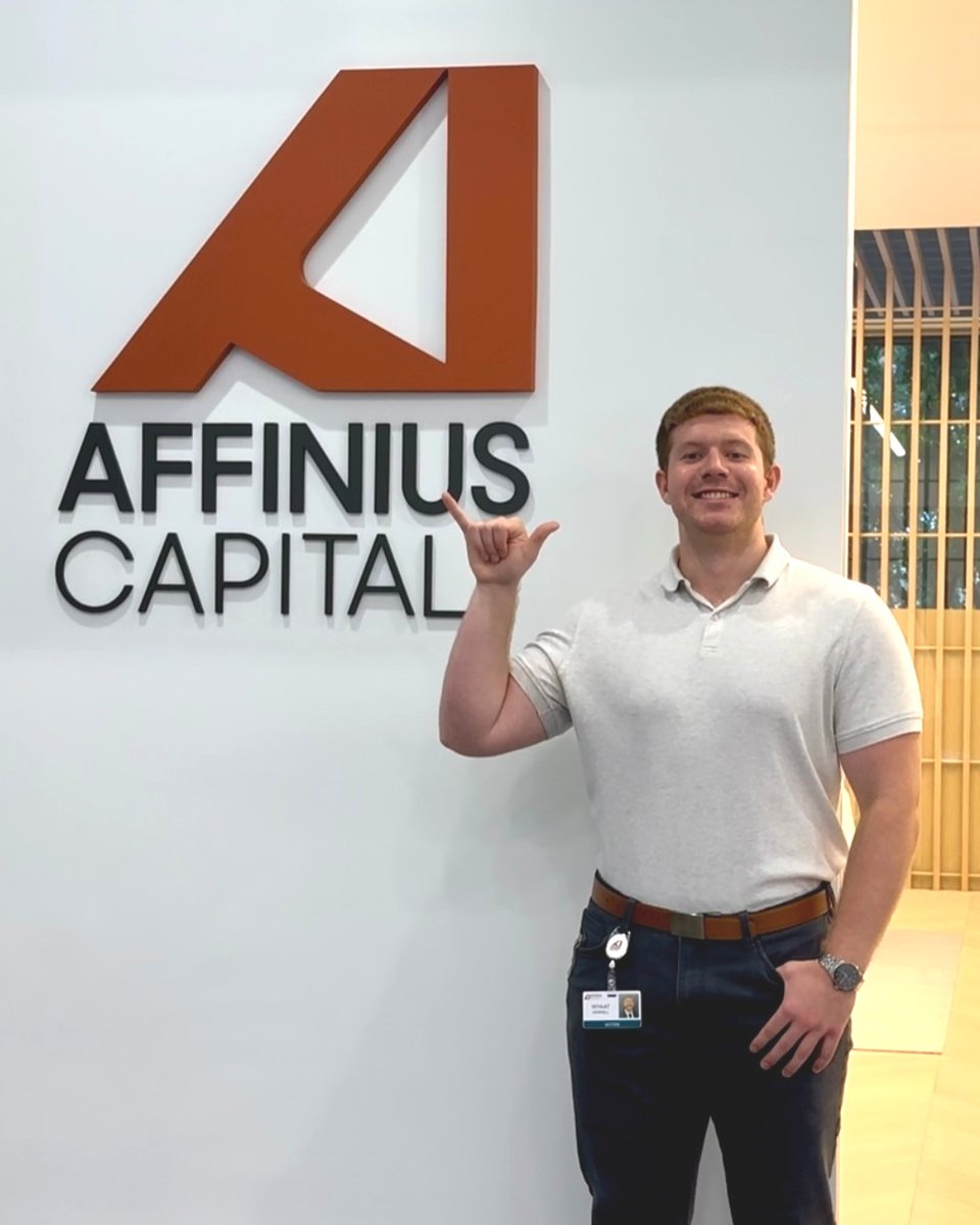 UTSA's tweet image. Summer is for internships, and we're celebrating our real estate students! 🏢
📸: Gracie Johnson, a senior who's interning at Stout in Dallas
📸: Wyaat Harrell, a senior who's interning at Affinius Capital
📸: Atreyu Brub, who's interning at Recurrent Energy in Austin…