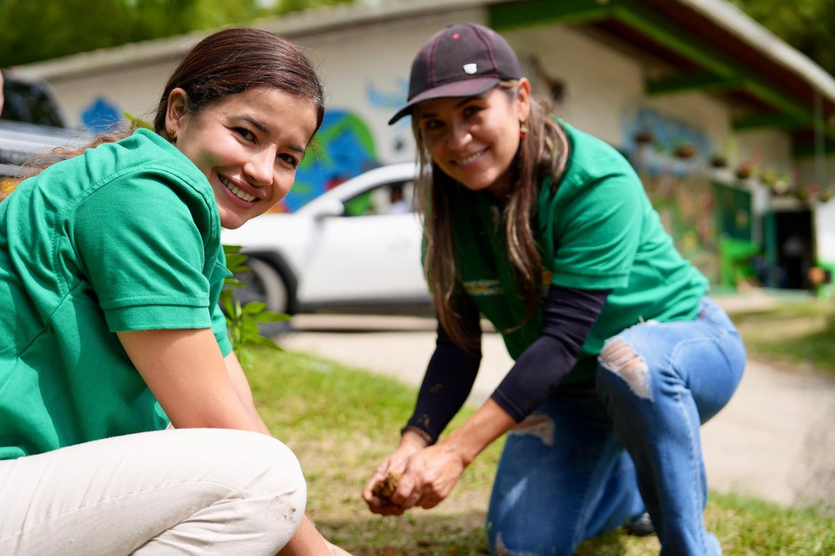 Dimos inicio al ciclo de formación #EscuelaParaLaVida 📚🔬🍃, IE Ana Eva Escobar en el corregimiento Pueblo Viejo de La Estrella. En articulación con la comunidad y otros actores territoriales realizamos una intervención en la escuela con el propósito de promover y fortalecer la