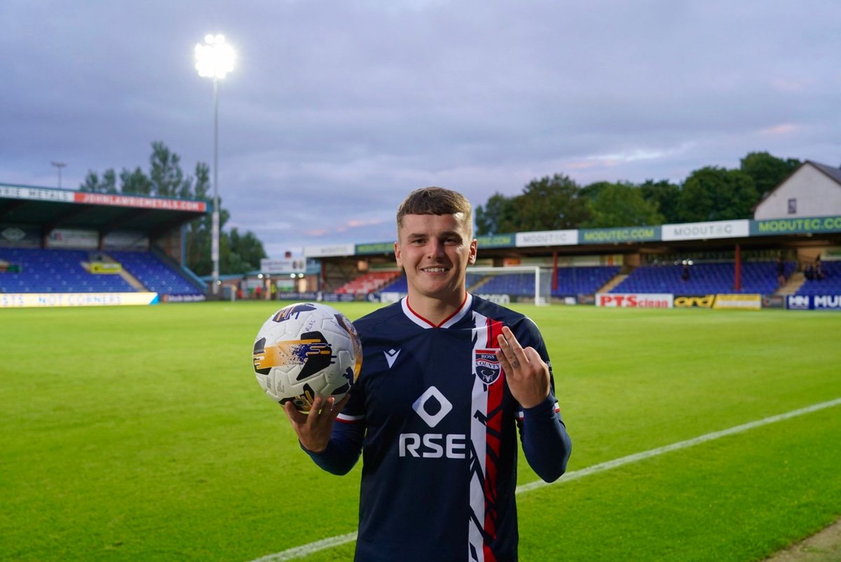 RossCounty's tweet image. ⚽️ ⚽️ ⚽️ A first hat-trick in Ross County colours for Ronan Hale!