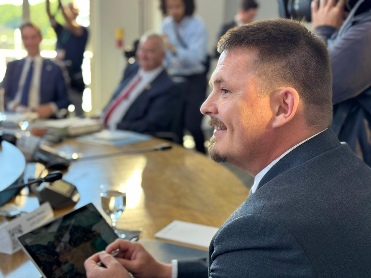 j_akeeagok's tweet image. Today’s meetings with my fellow premiers covered important ground. We discussed diversifying international trade, advancing major infrastructure projects that support national security.