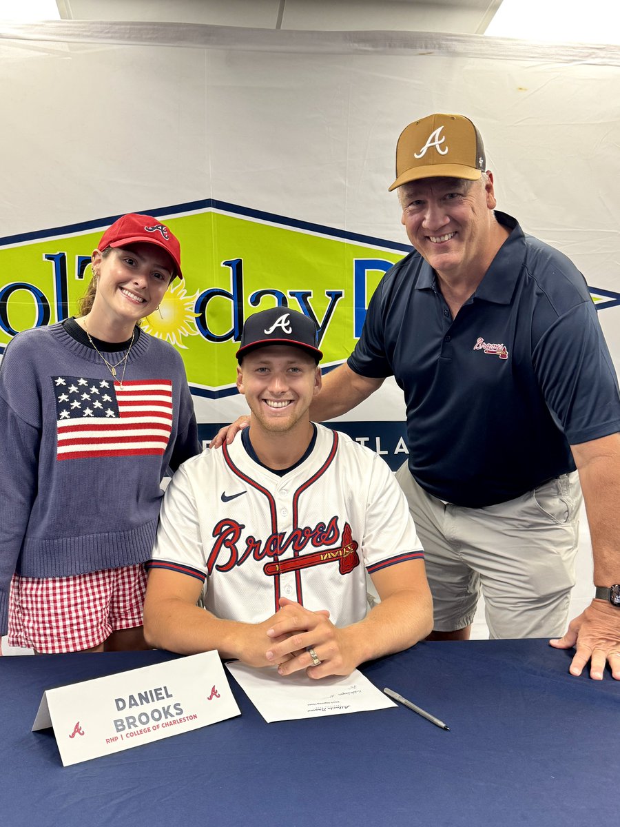 sbrooks525's tweet image. Congrats DB!! @Daniel_brooks23 @Braves #TheBestIsYetToCome