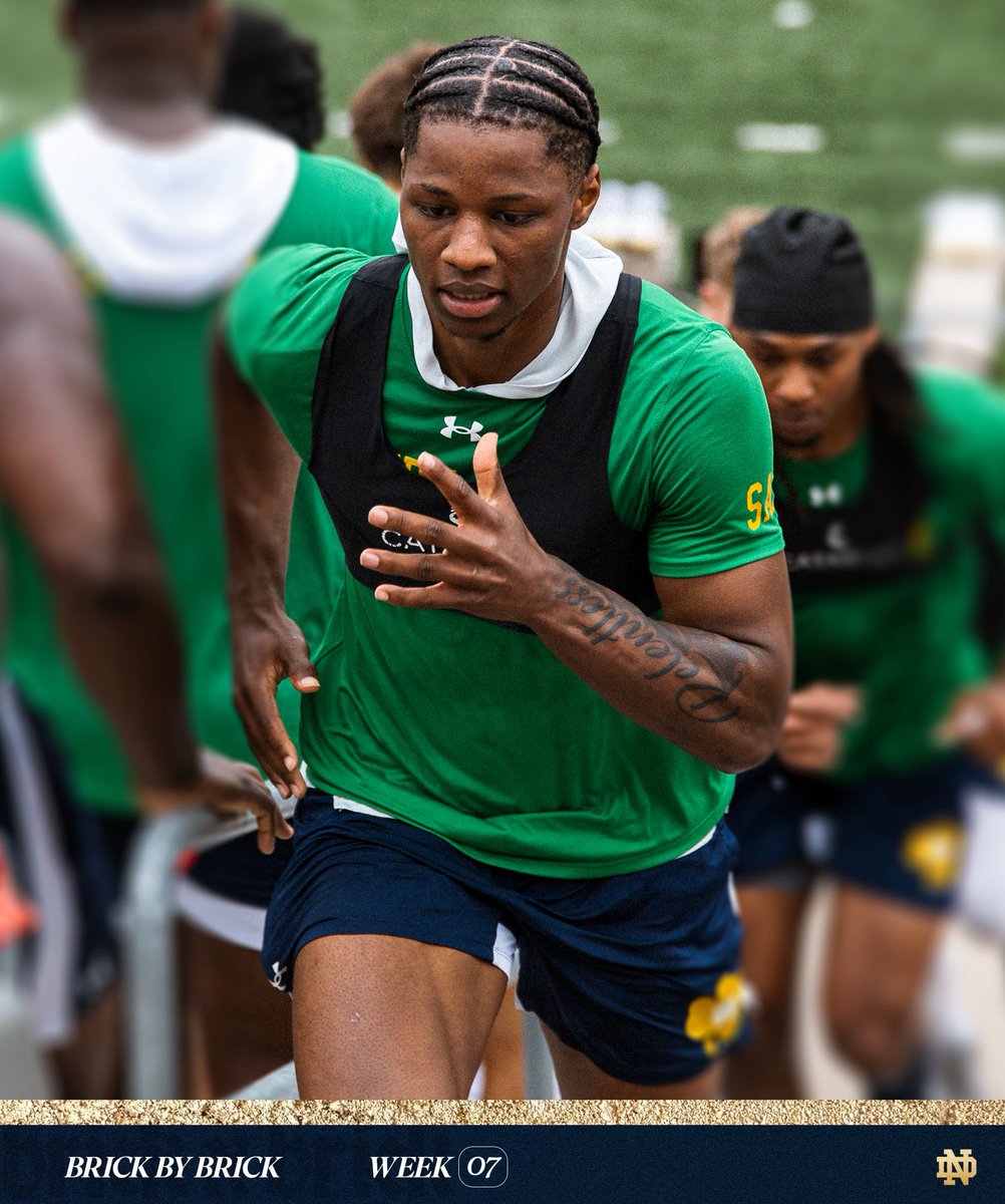 NDFootball's tweet image. 7️⃣ weeks of building the foundation BRICK BY BRICK
#GoIrish☘️