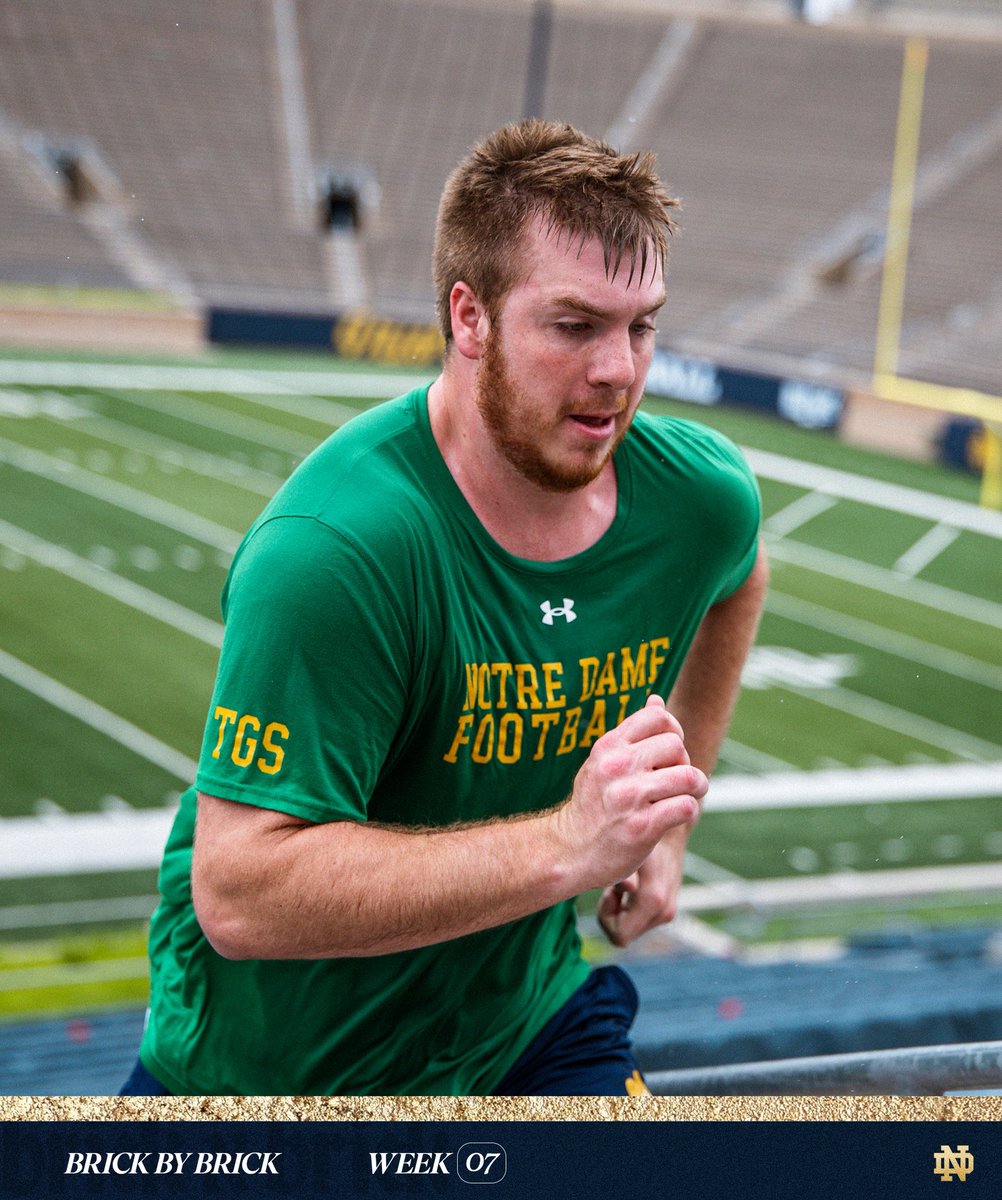 NDFootball's tweet image. 7️⃣ weeks of building the foundation BRICK BY BRICK
#GoIrish☘️