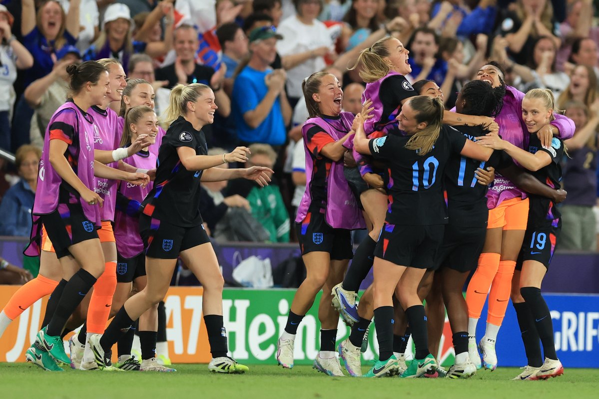 MirrorFootball's tweet image. BREAKING: England book place in Euro 2025 final after incredible fightback against Italy 🏴
mirror.co.uk/sport/football…