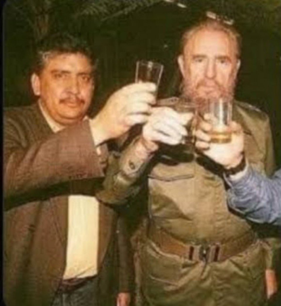 jarfuchInmortal's tweet image. ¿Que vas a decir de esto @AlessandraRdlv? Ahora que el
Cucaracho @acostanaranjo está de tu lado… 🤣🤣🤣