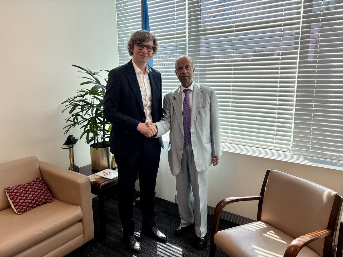 ITUatUNHQ's tweet image. ITU DSG @tlamanauskas was pleased to meet with the USG Atul Khare of @UN Department of Operational Support to discuss ways to strengthen collaboration across the UN system in support of our shared goals.
