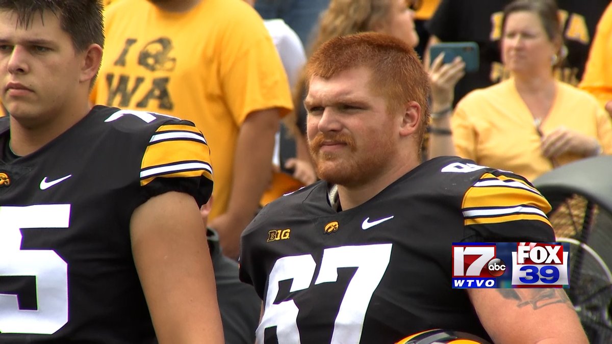 Scott Leber (@scottleberwtvo) on Twitter photo Former <a href="/LWHSPanthers/">Le-Win Football</a> Gennings Dunker, now of the Iowa Hawkeyes is one of only 15 Big Ten football players who have received preseason honors from the media at the Big 10 Media Days. He's the only OT named. After last season he was a 2nd team all-conf. tackle pick by the coaches. Former <a href="/LWHSPanthers/">Le-Win Football</a> Gennings Dunker, now of the Iowa Hawkeyes is one of only 15 Big Ten football players who have received preseason honors from the media at the Big 10 Media Days. He's the only OT named. After last season he was a 2nd team all-conf. tackle pick by the coaches.
