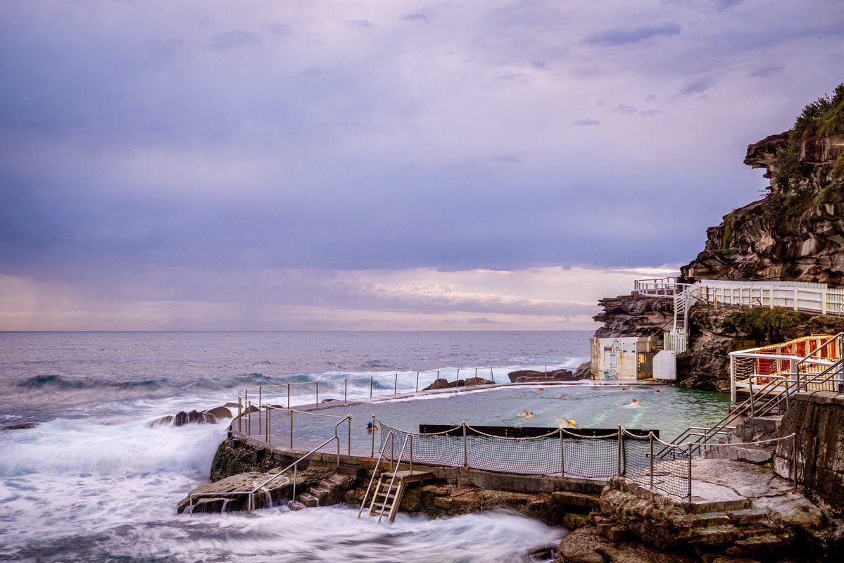 timritchie's tweet image. I do hunt colour drama at dawn, Sydney this morning was a little damp this morning, so the sky was quite muted.
I do admire the swimmers doing laps in a naturally cool ocean pool.