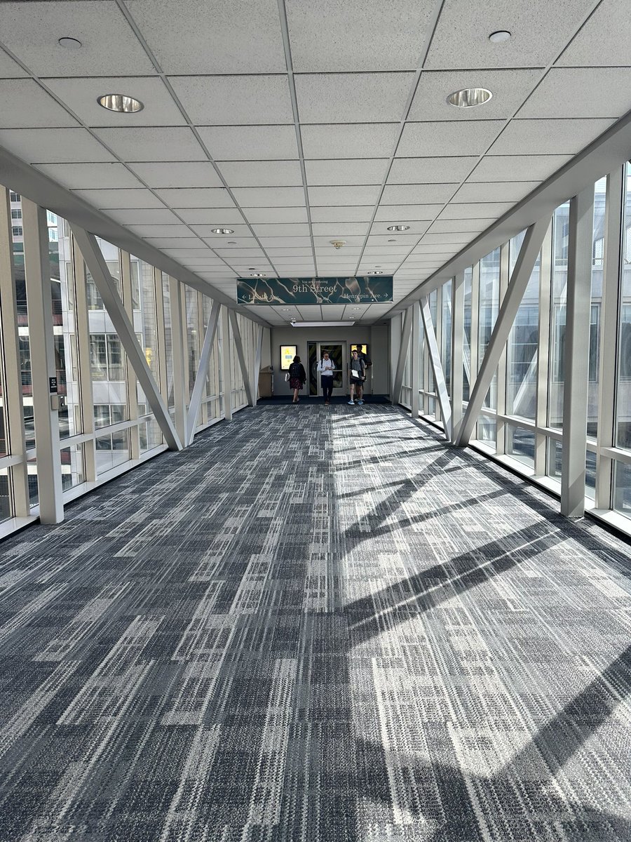 Gebo___'s tweet image. If you’ve walked through this particular skyway on a hot summer day, you know what it feels like to be cremated.