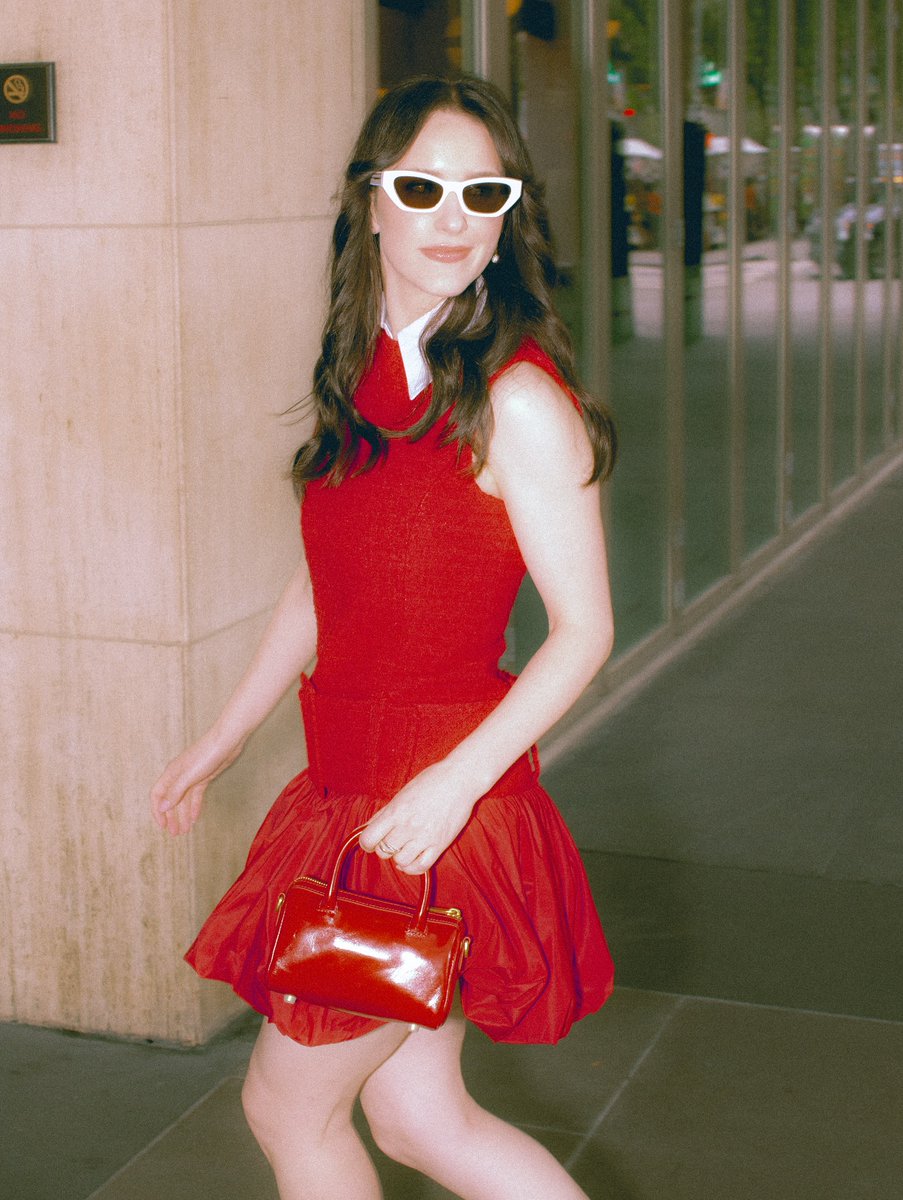 brosnafan's tweet image. Rachel Brosnahan stuns in the new pic from the #Superman promo