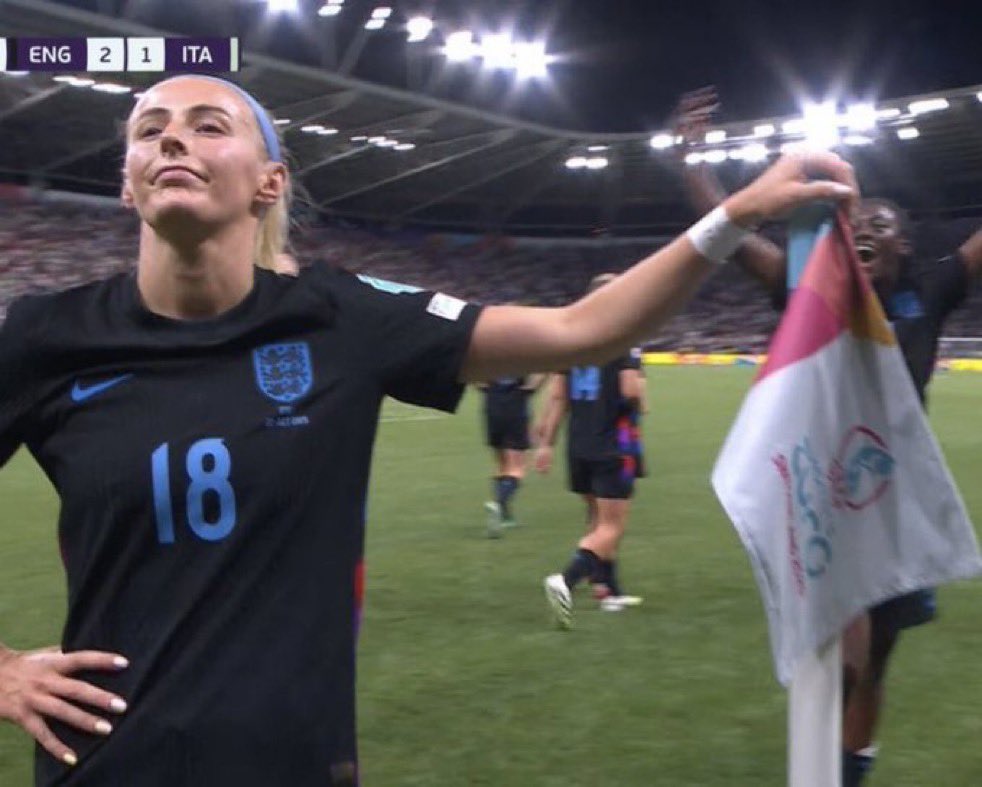 IifeofashIey's tweet image. Game went to extra time so now I can watch love island without adverts… what a night