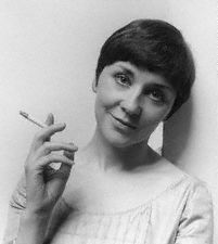 ClassicMovieHub's tweet image. Born Today, July 22, 1929 – Vivien Merchant 🎭
Over 35 film/TV roles including Alfie, The Homecoming (1973), The Offence, Frenzy... #botd
Fun Fact: Originated the role of Ruth in The Homecoming on Broadway (1967), written by then-husband Harold Pinter