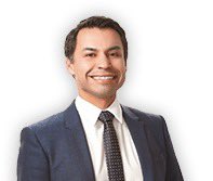 stopdontshoporg's tweet image. CA based attorney Bryan Diaz Atkins - owner of Brian Diaz Law in Ventura - thinks it’s appropriate to tell a Jewish individual to “go into an oven”, a reference to the murder of Jews during the Holocaust.
Imagine this man handling your legal affairs.