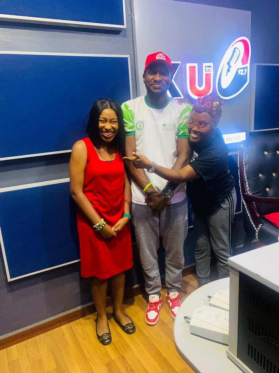boladebezi's tweet image. My radio tour ended today at KU Fm 92.7 Benin, special thanks to Omoye for hosting me today, nothing but gratitude.
@_spiriituaL
@OwlsomeWears
@ListsNG