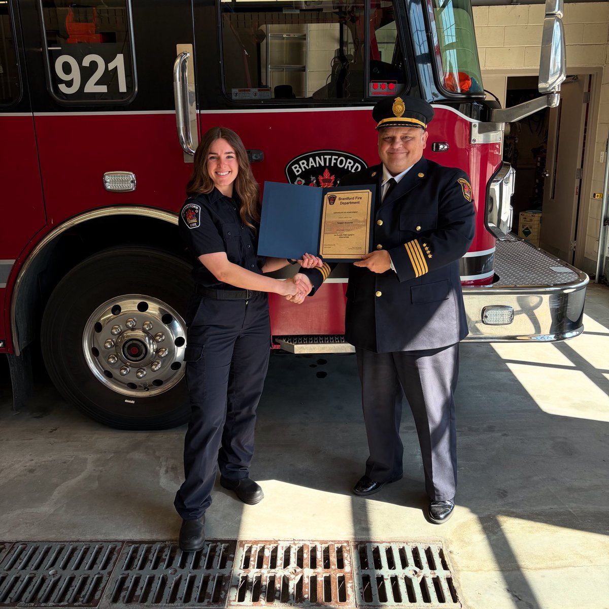 Brantford Fire Department (@brantfordfire) on Twitter photo Congratulations to Fire Safety Educator Teagan Knowles on attaining the rank of 1st Class Fire Safety Educator! Thank you for all you do to educate our community about fire and life safety.
<a href="/BrantfordPFFA/">Brantford Fire Fighters</a> Congratulations to Fire Safety Educator Teagan Knowles on attaining the rank of 1st Class Fire Safety Educator! Thank you for all you do to educate our community about fire and life safety.
<a href="/BrantfordPFFA/">Brantford Fire Fighters</a>