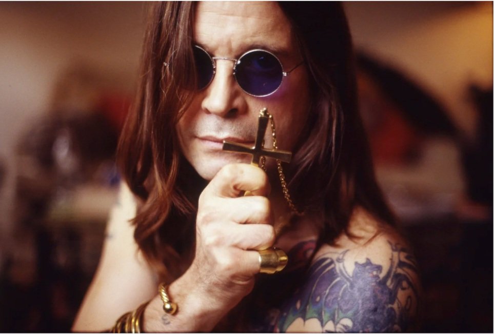 Rest in Peace, Ozzy. 
My absolute sincerest and most heartfelt condolences to the Osbourne family and to all who knew him and loved him well. 
Thank you, Ozzy, for decades of rocking awesomeness in every way.
You will be sorely missed and never forget. 
🖤🤘🖤🕯🖤🤘🖤