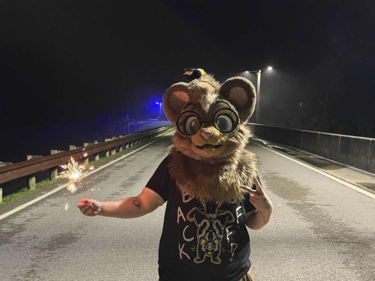 critterc0ded's tweet image. I hope you're having a good day today!
π· @/adumbcreature
