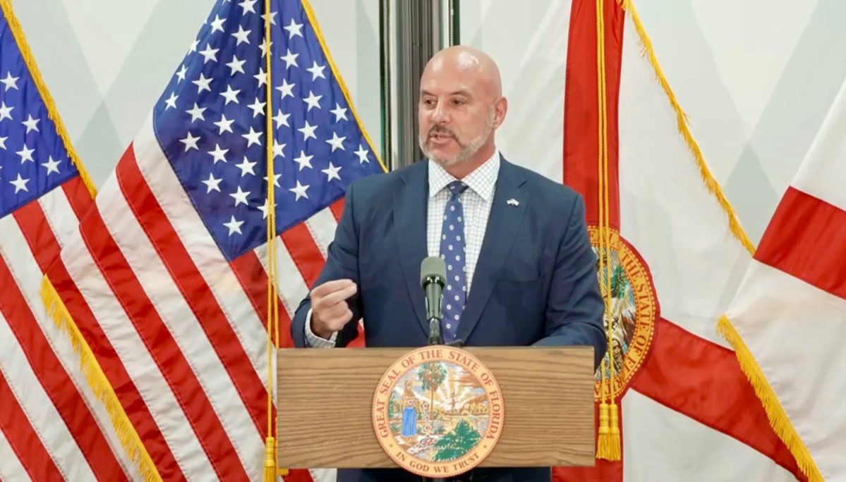 Blaise Ingoglia (@govgonewild) on Twitter photo Counties and cities should be accountable to the taxpayers they serve. They should NOT be treating their citizens like a piggy bank for bloated budgets.
I was proud to travel with <a href="/GovRonDeSantis/">Ron DeSantis</a> to announce our @DOGEFLA audit of Broward County and City of Gainesville spending. Counties and cities should be accountable to the taxpayers they serve. They should NOT be treating their citizens like a piggy bank for bloated budgets.
I was proud to travel with <a href="/GovRonDeSantis/">Ron DeSantis</a> to announce our @DOGEFLA audit of Broward County and City of Gainesville spending.