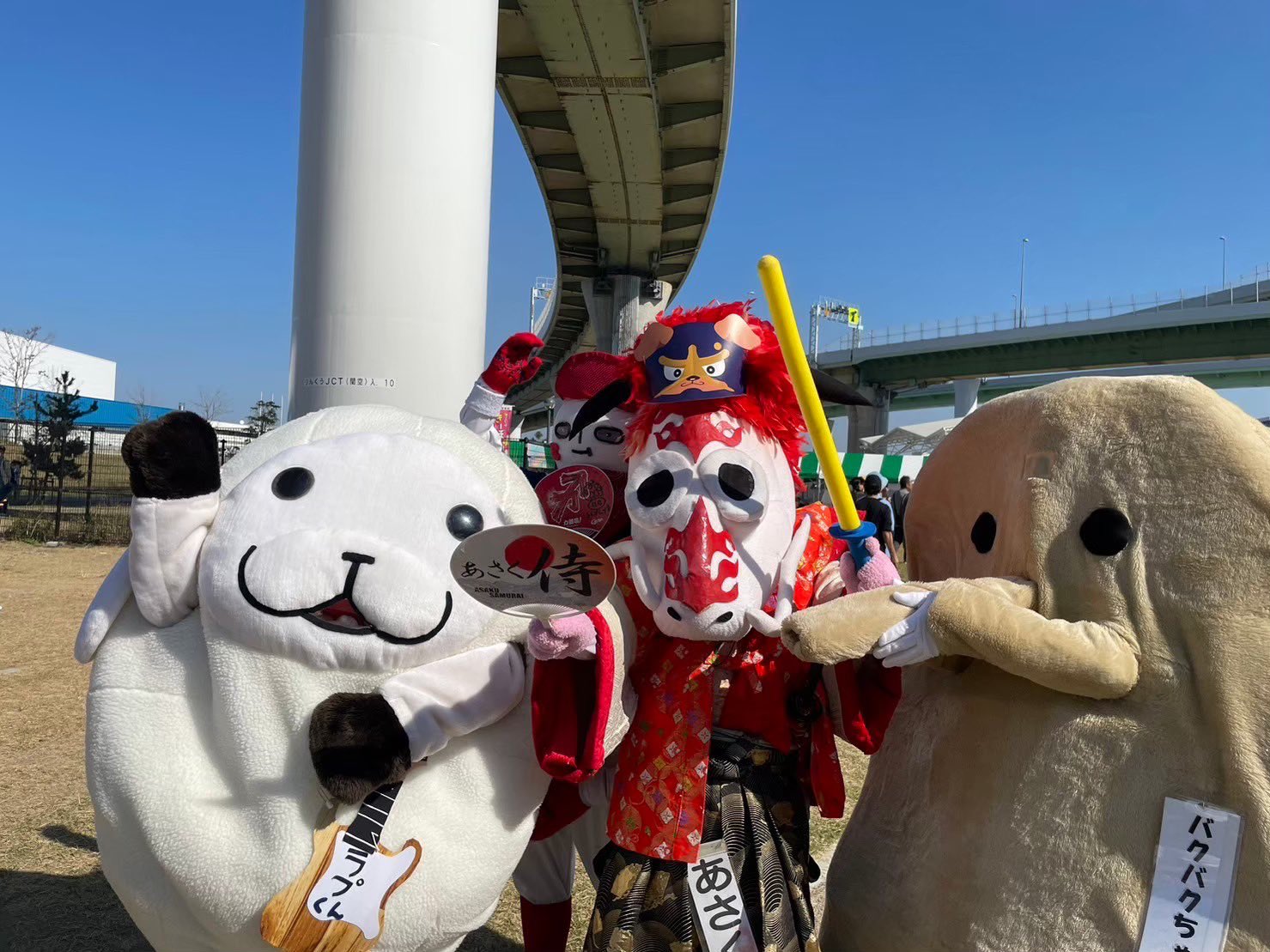 バクバクちゃん🍞 (@baku_baku_chan) / X