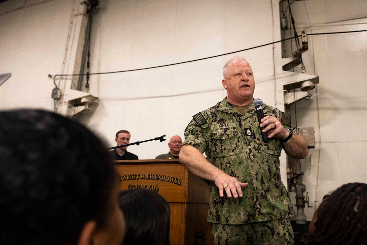NavalInstitute's tweet image. MCPON Honea to Retire in September — USNI News
news.usni.org/2025/07/22/mcp…