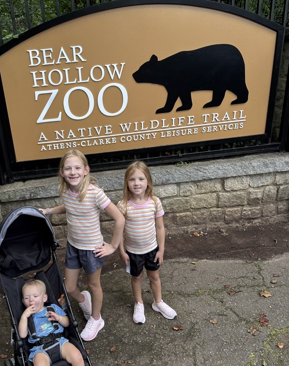 NapierKurt's tweet image. We’re in Athens, GA this week for my wife’s work training. We saw a Gator at the zoo. Left some artwork at the local library. 🐊