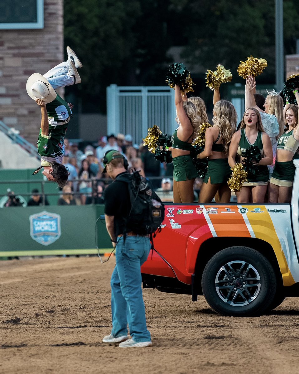 PBR's tweet image. Who will be the ππππ ππππππ ππππππππ?!?
Tune in to find out at 7:30 PM MT β‘οΈ pbr.com/watch
