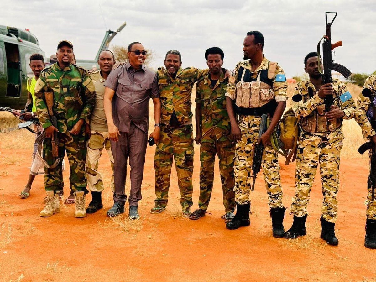 nickngei2's tweet image. Abdirashid Janan, #NISA's new chief in #Gedo region arrived in #Beled-#Hawo from #Mogadishu by a helicopter. His arrival ignited a deadly battle between SNA and Jubaland troops in the border city, officials said.

Janan who is accused by the UN of horrific crimes