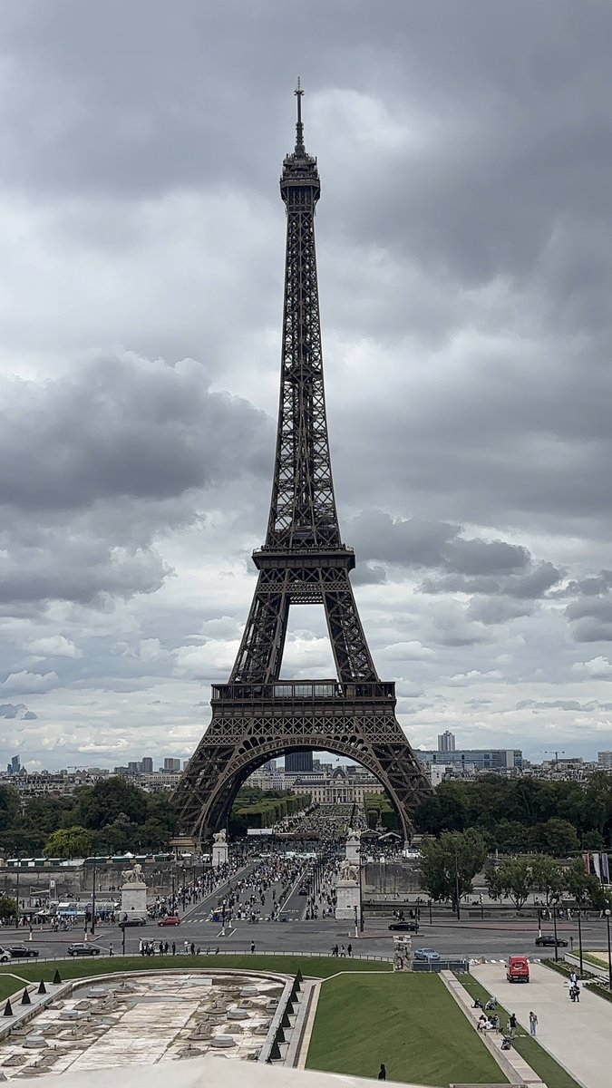 Shauns_Aviation's tweet image. Great first day in Paris, back at it tomorrow before making my way back to Beauvais for my 19:10 flight back to Dublin on FR1861!!

#aviation #avgeek #DublinAirport #Paris #BeauvaisAirport #ryanair #Dublin #Travel