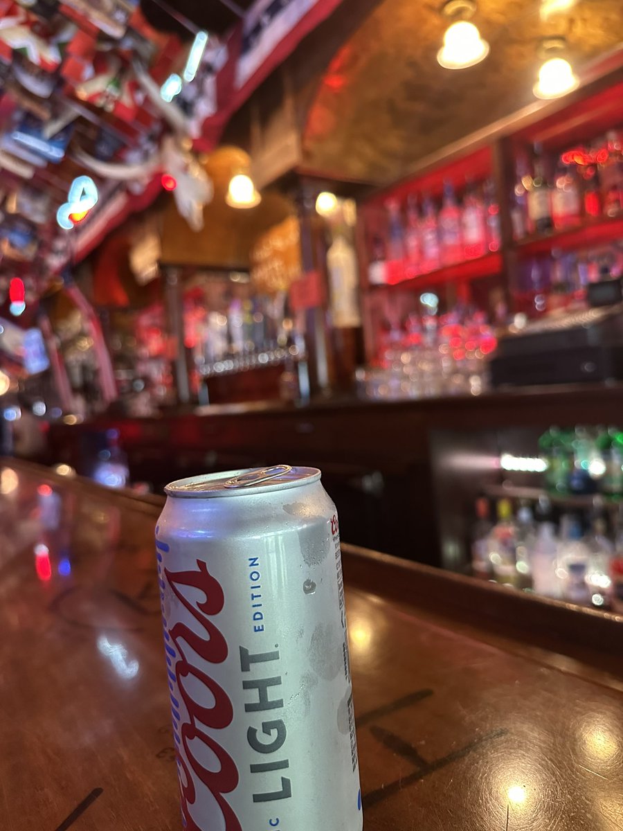 ClueHeywood's tweet image. Come to Matt’s Saloon in Prescott, Arizona in the next 27 minutes for a high altitude asswhipping