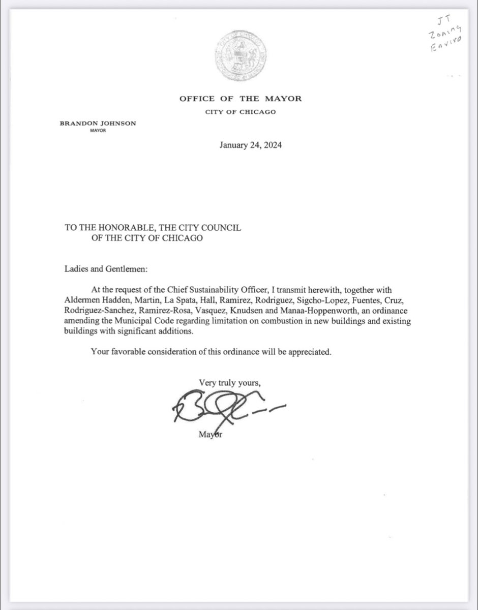 ChicagoContrar1's tweet image. We're hearing @Andrefor40th is making a pitch to become chair of the Cmte. on Zoning.
We're reminding Chicago Mr. Vasquez has a checkered past — not his failed career as a rapper — of supporting zoning measures which would crush job creation and development across the city.