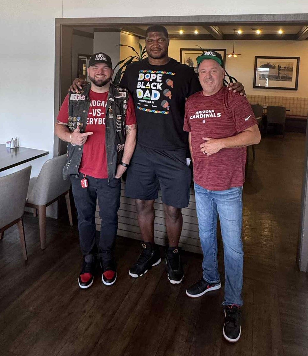 Birdgang Travel Club (@birdgangtravel) on Twitter photo Special thank you to our 2025 partner player <a href="/CalaisCampbell/">Calais Campbell</a> for signing helmets for those traveling this season with Birdgang Travel to New Orleans & Dallas.
#Birdgang #azcardinals #arizonacardinals Special thank you to our 2025 partner player <a href="/CalaisCampbell/">Calais Campbell</a> for signing helmets for those traveling this season with Birdgang Travel to New Orleans & Dallas.
#Birdgang #azcardinals #arizonacardinals