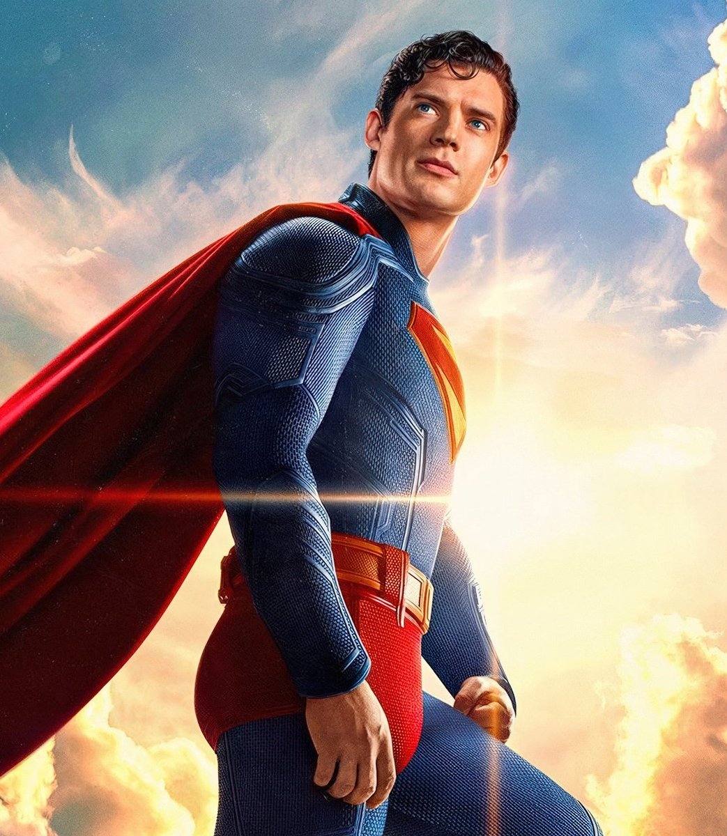 Nacao_DC's tweet image. ⚠️ SPOILER DE SUPERMAN ⚠️
O James Gunn é muito engraçado, pq ele disse que não queria exagerar na escala de poder em "Superman" e simplesmente temos:
- Um cara que recriou o BIG BANG.
- Um que resistiu à um rio de ANTIMATÉRIA.
- E um que fez um SOL com as mãos.
Só o básico!
