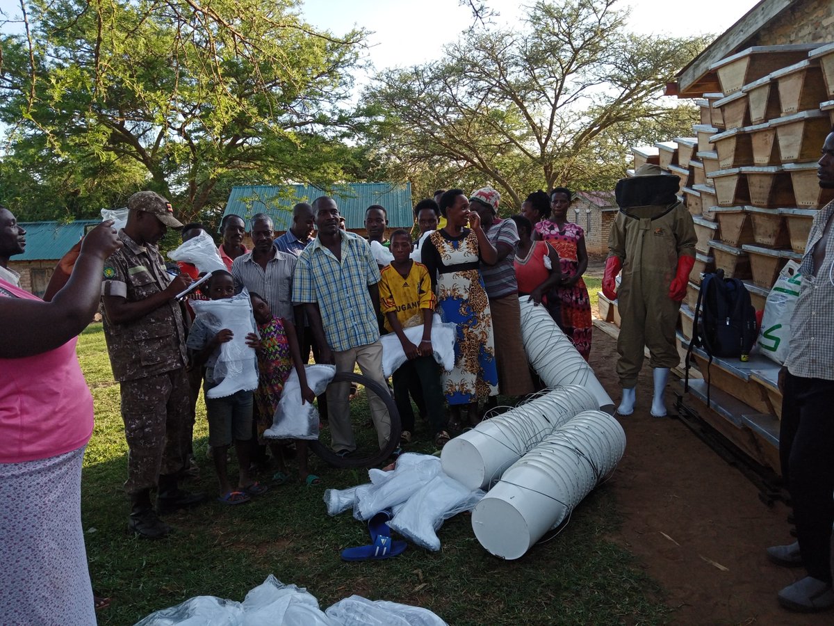 Quality bee equipment supplied by Bee House Products