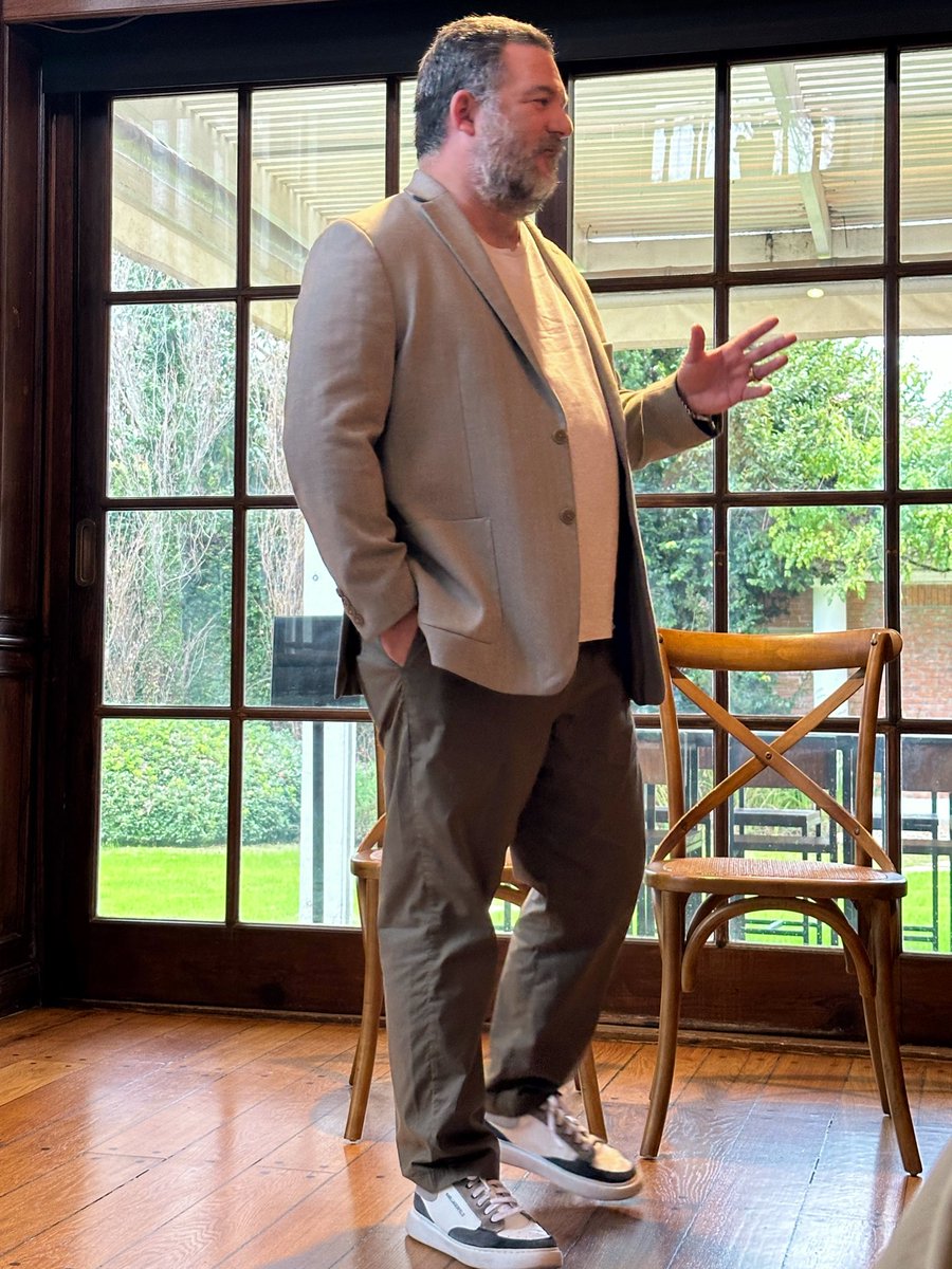 MartinLitwak's tweet image. Lindo evento sobre tendencias en protección patrimonial hoy en Le Biblo Horel Boutique, Montevideo.

Muchas gracias al equipo de @UntitledLegal por la impecable organización y a todos los clientes, colegas y amigos que se acercaron.