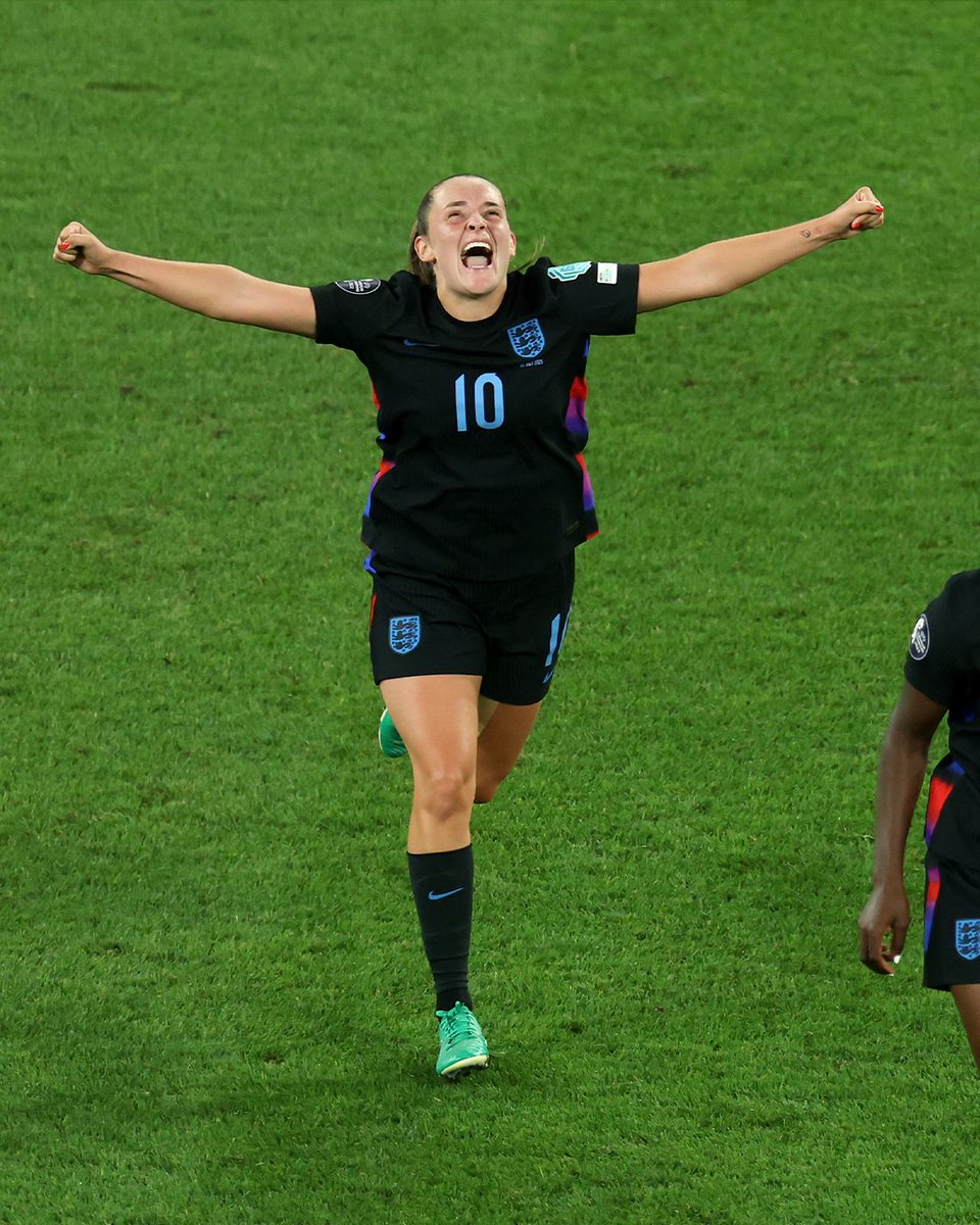 ManUtdWomen's tweet image. Ella Ann Toone 😮💨🔥
Tooney played a key role during the #Lionesses' #WEURO2025 semi-final win on Tuesday 💪