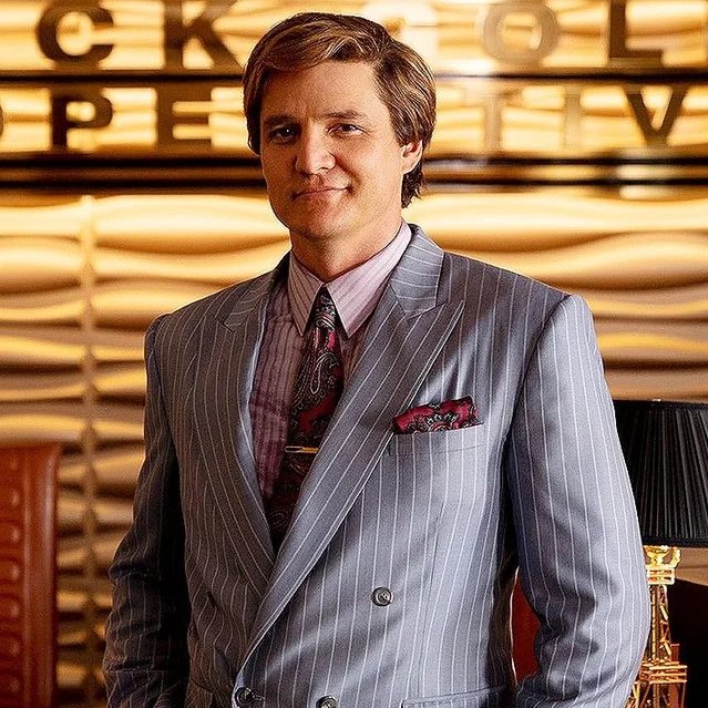 HollywoodHandle's tweet image. Pedro Pascal says he “was so appalled by the way I look' in 'WONDER WOMAN 1984' that 'I've never gone back” to being clean shaven for an acting role.
(Via: variety.com/2025/film/news…)