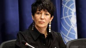 elmercurioAON's tweet image. ÚLTIMA HORA
Ghislaine Maxwell solicita acceso a las transcripciones de su comparecencia ante el gran jurado. Su equipo legal afirma haber hablado con el fiscal general adjunto Todd Blanche, quien no tiene objeción a la solicitud.