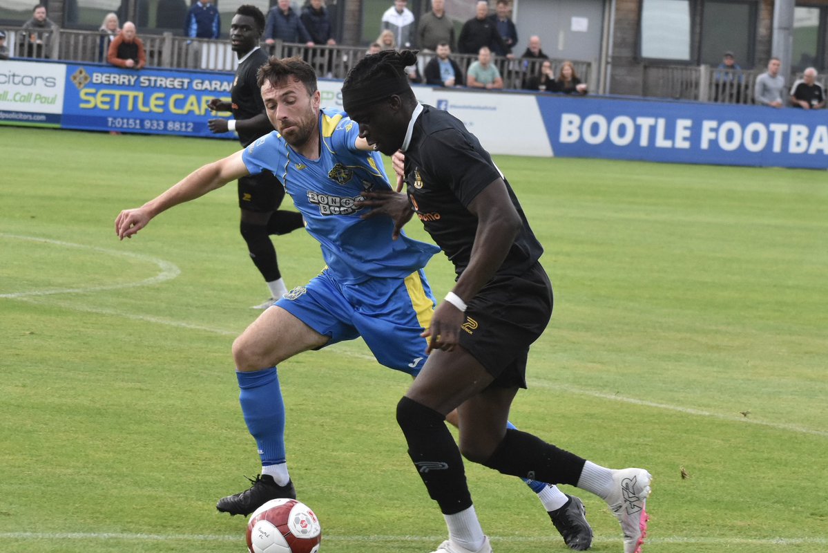 paulmoran62's tweet image. Set of pictures from tonights friendly at the @BerryGarage Stadium were the final score was @Bootle_FC 1-2 @southport_fc
There are a full set of pictures from this game on my Facebook page and also my Instagram (paul.moran.62)