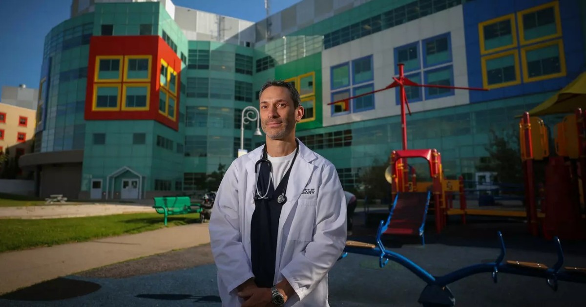 UCalgary's tweet image. #UCalgary led research helps kids with acute gastroenteritis recover at home bit.ly/4lAtaDq @UCalgaryMed