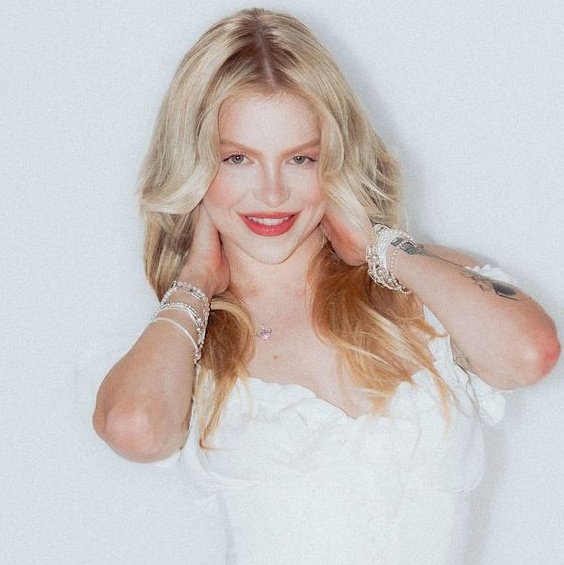 trackchartt's tweet image. HIATUS! Luísa Sonza está a 9 MESES, sem lançar single autoral.
