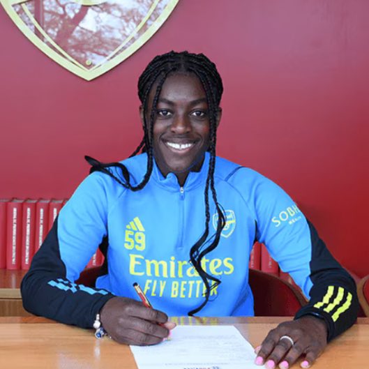waltivertz's tweet image. fans of other clubs, please hold. Michelle Agyemang is Hale End and she is Arsenal through and through.