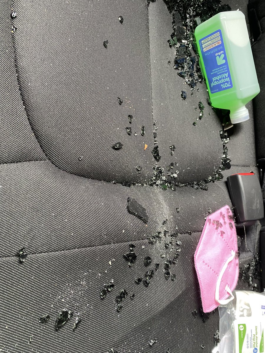GhostGirlMusic's tweet image. Our car was broken into a few days ago. Its caused a lot of mental and financial stress for the both of us, and we’d really appreciate some help getting it fixed + paying for the month’s rent. Hoping to raise $1000. Please boost! #MutualAid #MutualAidBoost