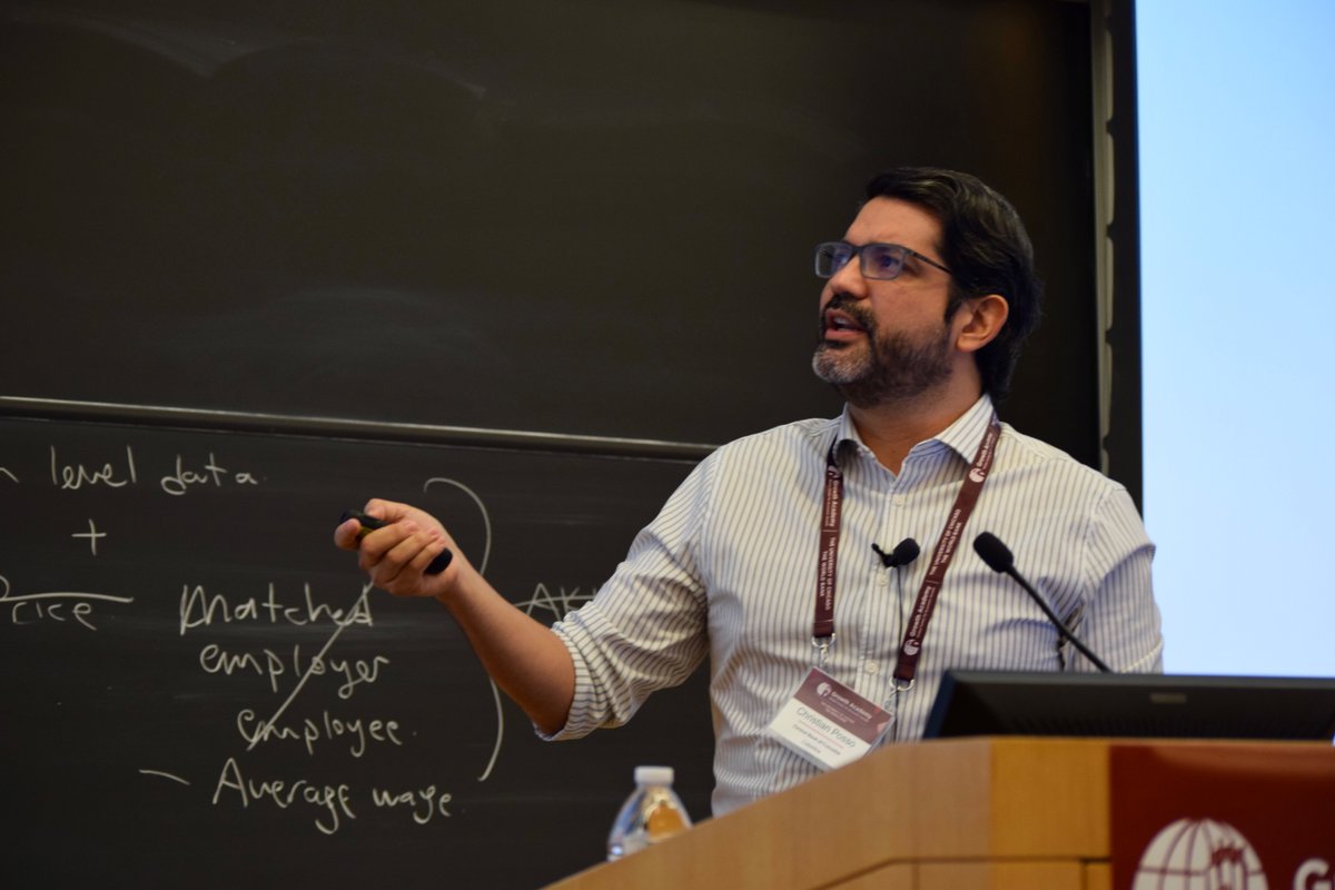 academy_gceg's tweet image. #GrowthAcademy25 Day 2 ended with @Furkan_Kilic (@UChi_Economics), Christian Posso (@cpossosu) (@BancoRepublica) and Seyit Mümin Cilasun (@TED_Uni) sharing insights from a research collaboration that began at the inaugural Growth Academy in 2024.
#EconomicResearch