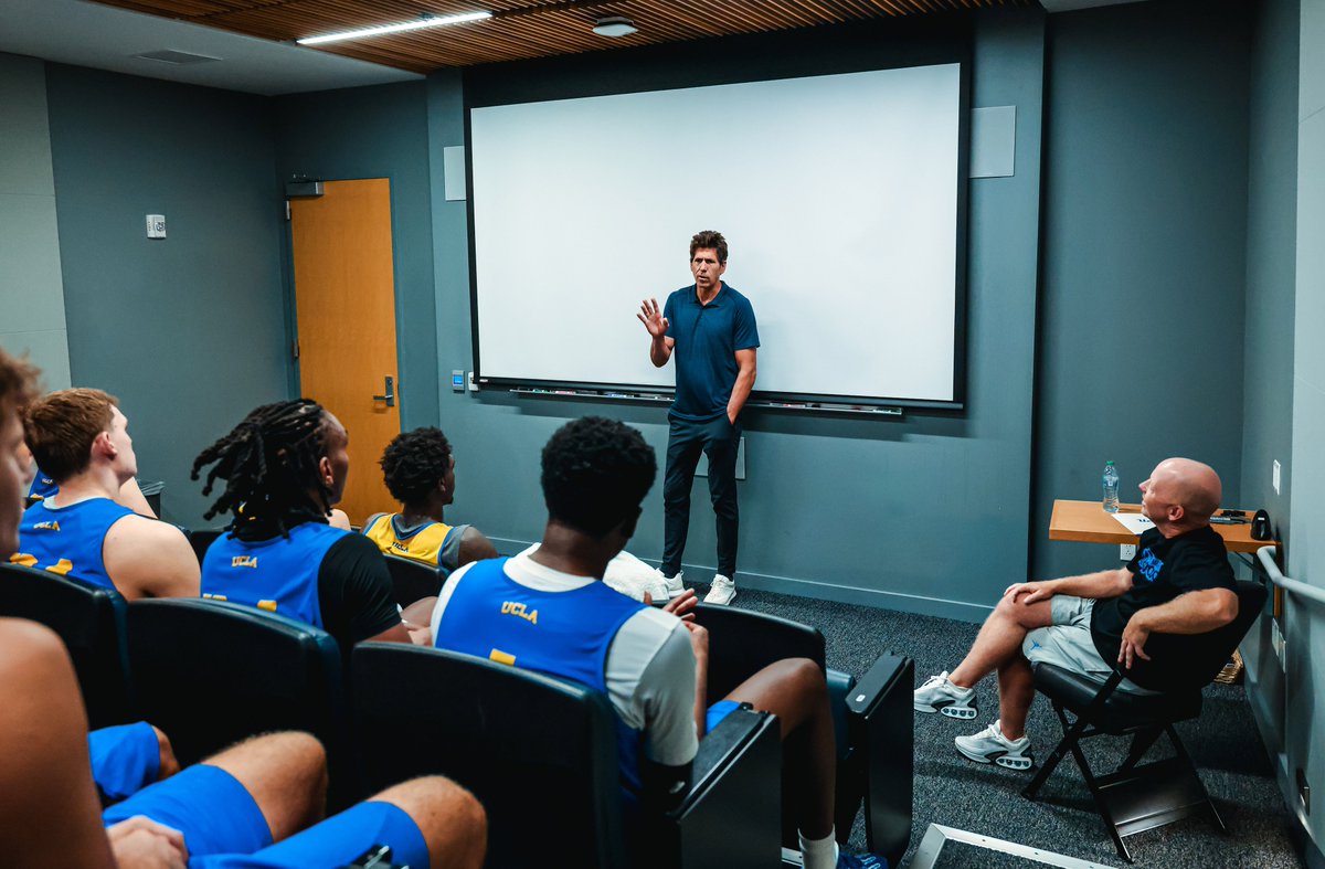 Thank you to my friend Bob Myers for speaking to the Bruins today! He’s a great alumnus of our program &amp; university, and it’s particularly meaningful for our guys to hear from him.

#GoBruins